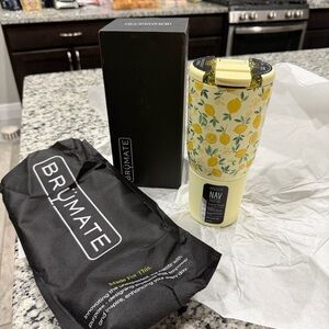 Sold out BrüMate Lemon Print Tumbler